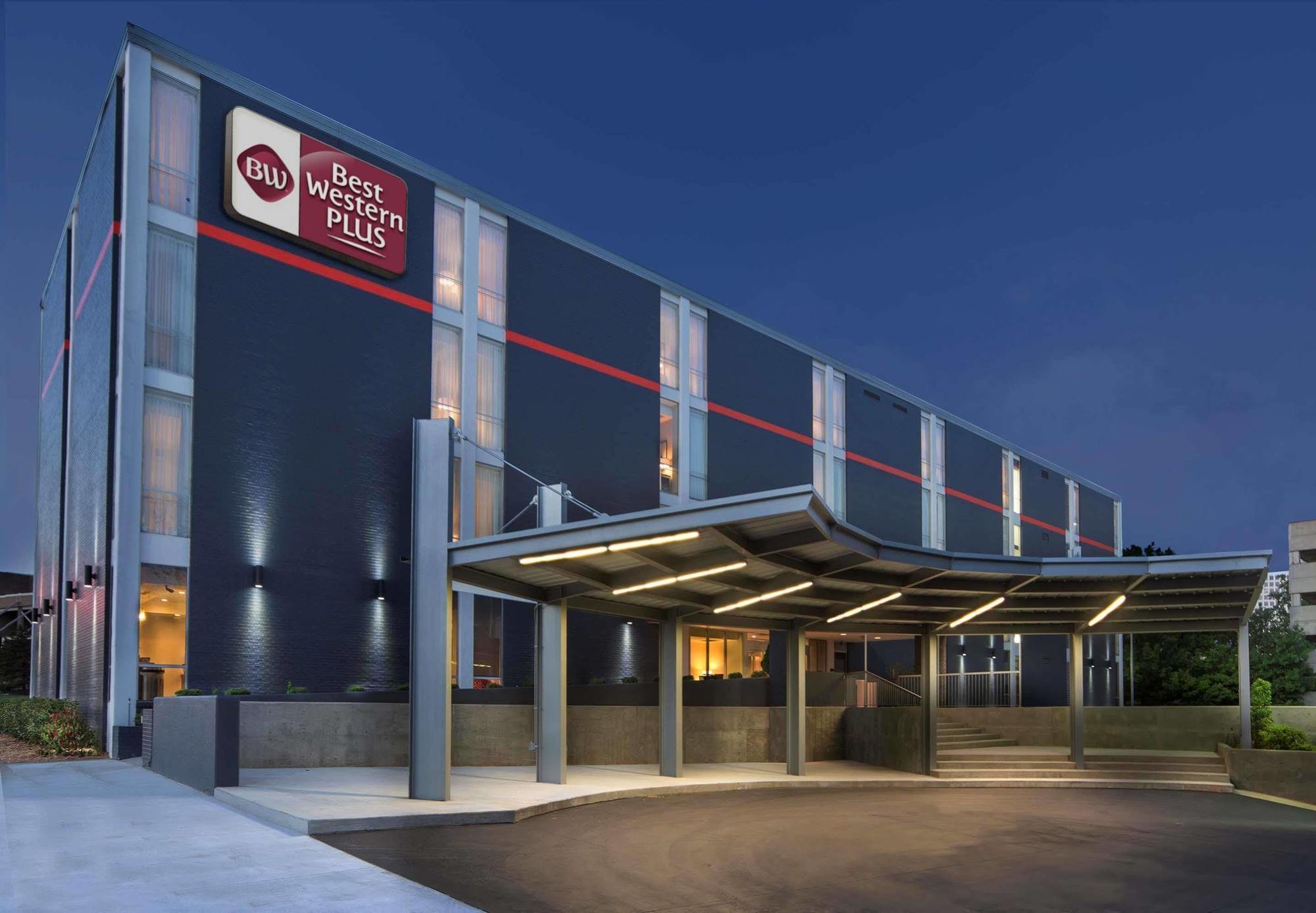 La Quinta Inn & Suites By Wyndham Tulsa Downtown - Route 66 Zewnętrze zdjęcie